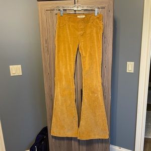 We the Free - Corduroy Flare Pants. Size 26